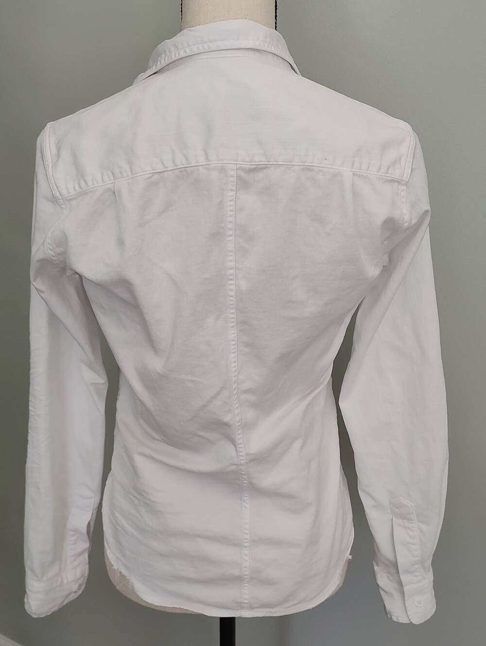 Frank & Eileen BARRY Distressed Button-Up Shirt White ALTERED - Picture 3 of 14